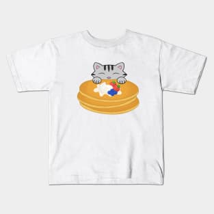 Grey Tabby Cat Eating Pancakes Kids T-Shirt